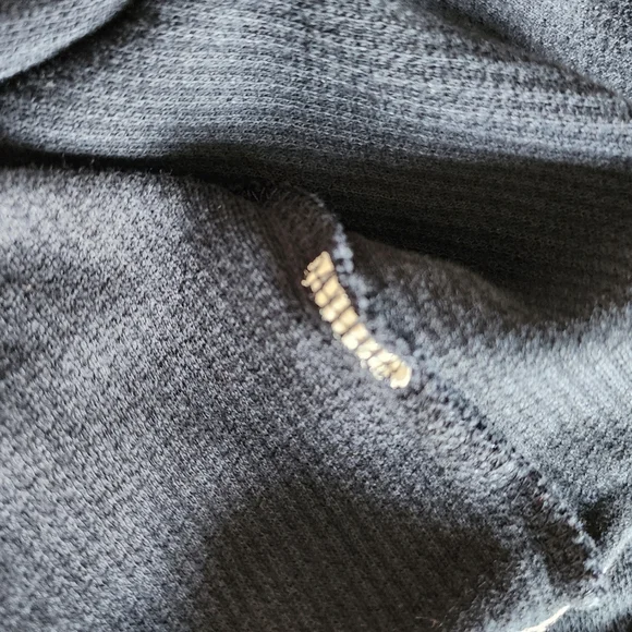 Zara Men’s Navy Blue L/S Thermal Top Size Medium - Picture 5 of 6